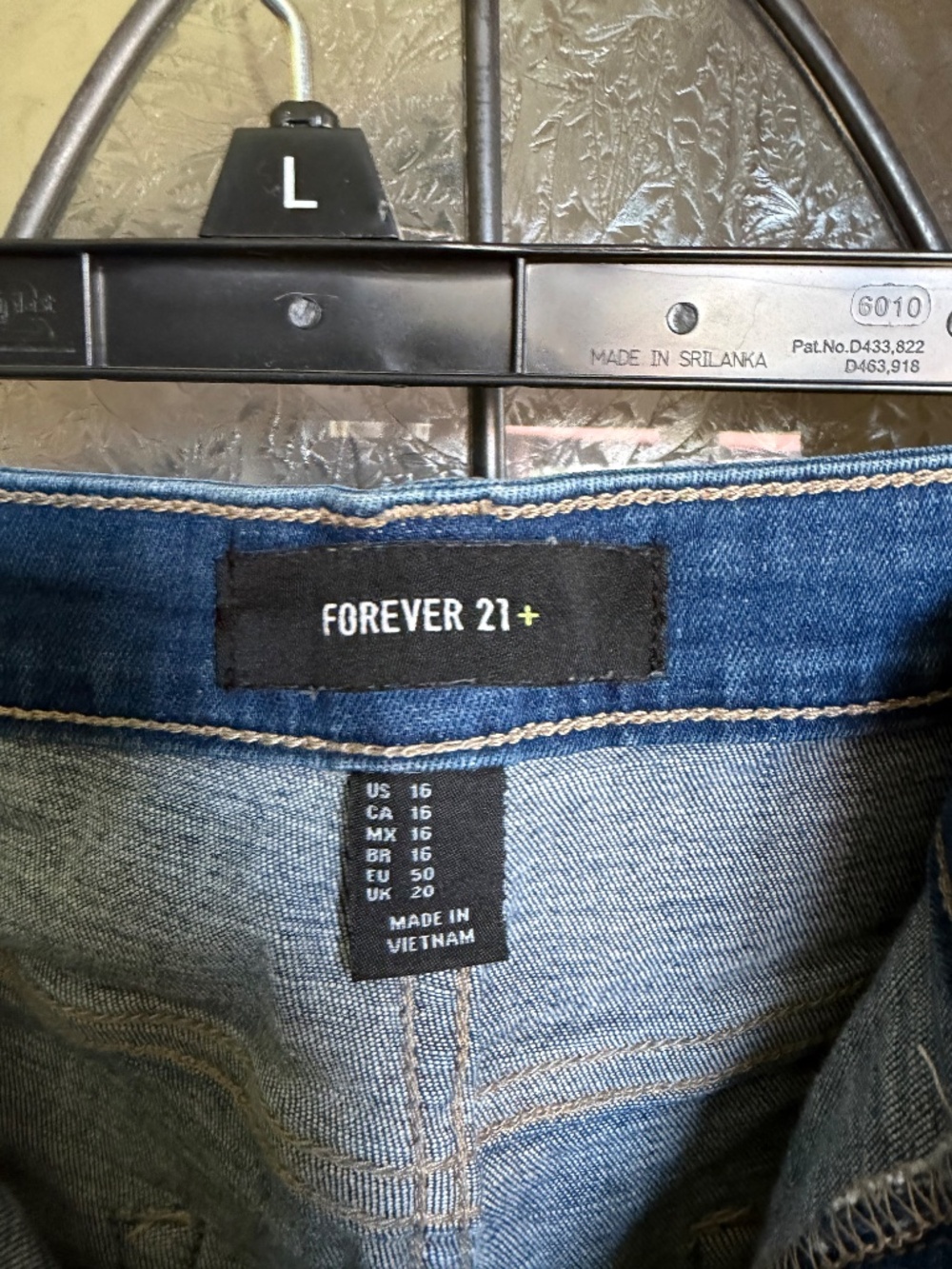 Forever 21 blue skinny jeans with distressed details Size 16 - Picture 2 of 3